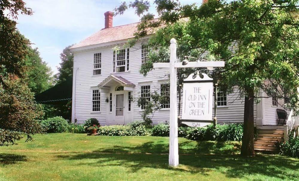 The Old Inn On The Green New Marlborough Екстериор снимка